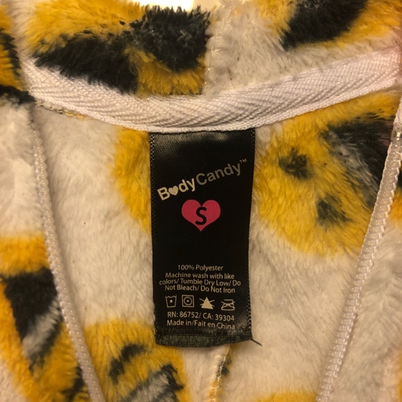 Women’s Emoji One Piece Pajamas - Picture 3 of 4